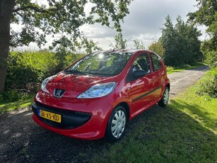 Peugeot 107 1.0-12V XS