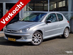 Peugeot 206 1.4-16V Quiksilver CLIMA/ NAP / LEUKE AUTO !!