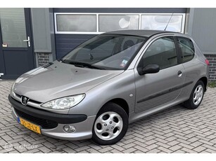 Peugeot 206 1.4 Gentry/ NAP/ APK/ AIRCO