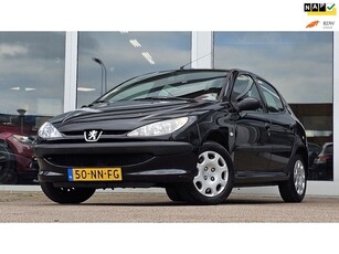 Peugeot 206 1.4 Pop' Art Trekhaak 3e Eigenaar Garantie APK