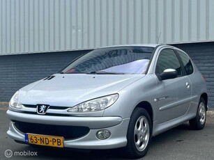 Peugeot 206 1.4 QuiksilverAircoAPKElectric pakket