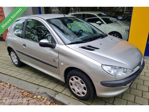 Peugeot 206 1.4 X-line APK 19-06-2025 zo mee prijs