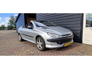 Peugeot 206 CC 2.0-16V (APK 21-5-2025 / Leder / Climate)