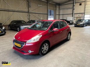 Peugeot 208 1.2 VTi Envy