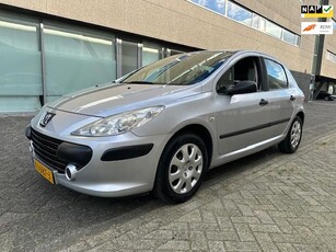 Peugeot 307 1.4- XR BJ 9-2005 APK 10-2025