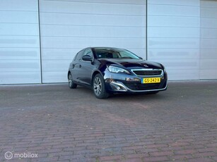 Peugeot 308 1.2 PureTech Blue Lease Premium Pano. Trek.