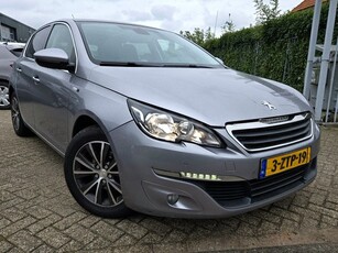 Peugeot 308 1.2 PureTech Style NAVI/CLIMATE/PANO/CAMERA