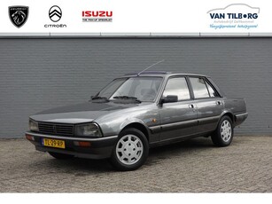 Peugeot 505 2.8 V6 kat. Lederen bekleding Schuif