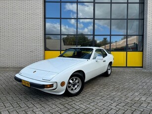 Porsche 924 2.0 Coupé mooie schuur vondst ! Rijd en schakelt