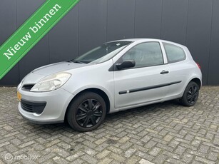 Renault Clio 1.2-16V Business Line