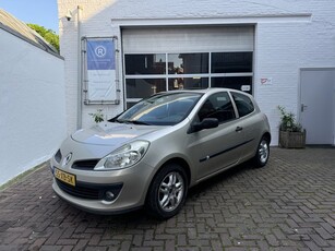 Renault Clio 1.2-16V Extreme Airco/LMvelgen/Schuifkanteldak