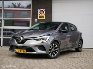 Renault Clio 1.6 E-Tech Hybrid 145 Evolution Navi+BT