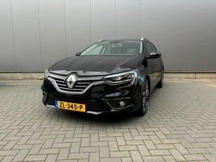 Renault Mégane Estate 1.2 TCe Série Signature Exclusiv Bose