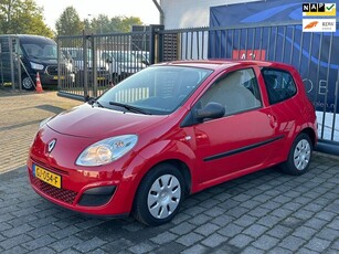 Renault Twingo 1.2 Acces / ELEKTRISCHE RAMEN / RADIO