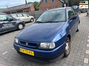 Seat Ibiza 1.6i S / nieuwe apk!!!