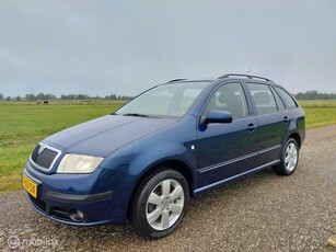 Skoda Fabia Combi 1.4-16V Elegance 1e eigenaar nette auto