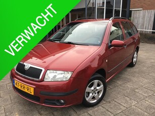 Skoda Fabia Combi 1.4-16V Elegance Airco Centrale