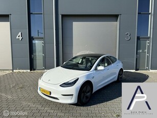 Tesla Model 3 Standard range RWD Plus 60 kWh