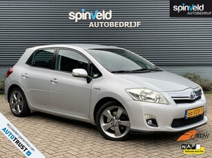 Toyota Auris 1.8 Full Hybrid Executive Business BJ`12 NAP