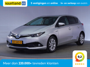 Toyota Auris 1.8 Hybrid Dynamic [ Nav Camera Privacy glass ]