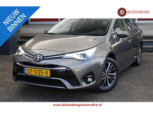 Toyota Avensis Touring Sports 1.8 VVT-i SkyView Edition