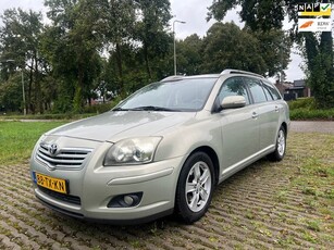 Toyota Avensis Wagon 2.0 D-4D-F Luna / airco / cruise