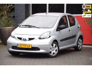 Toyota Aygo 1.0 12V 2007 5 Deurs