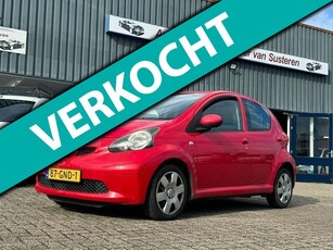 Toyota Aygo 1.0-12V + 5 deurs! Airco l Elek pakket l