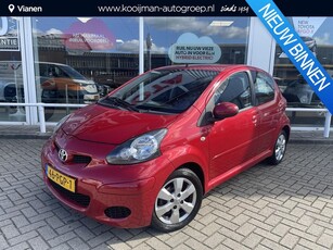 Toyota Aygo 1.0-12V Aspiration Red Automaat met o.a.