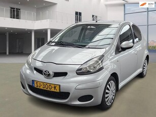 Toyota Aygo 1.0-12V Dynamic Navigator AIRCO 2 X SLEUTELS