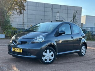 Toyota Aygo 1.0-12V +/ZEER ZUINIG