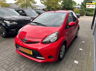 Toyota Aygo 1.0 FACELIFT / AIRCO / NAVI / ELECTRISCHE RAMEN