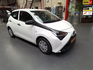 Toyota Aygo 1.0 VVT-i x-fun