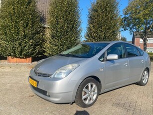 Toyota Prius 1.5 VVT-i Business Edition