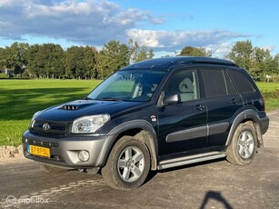 Toyota RAV4 2.0 D-4D grijs kenteken 4X4