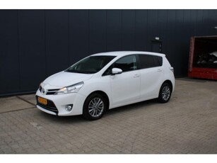 Toyota Verso 1.6 D-4D Aspiration luxe navi camera grijs