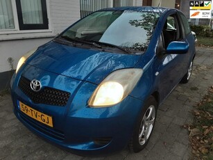 Toyota Yaris 1.3 VVTi Sol