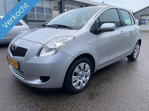 Toyota Yaris 1.3 VVTi Terra verkocht (bj 2006)