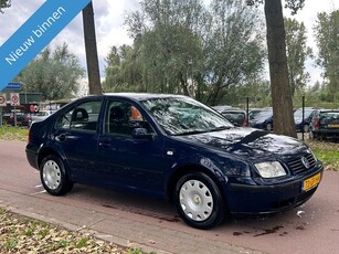 Volkswagen Bora 1.4-16V Trendline APK!NAP!KOOPJE!