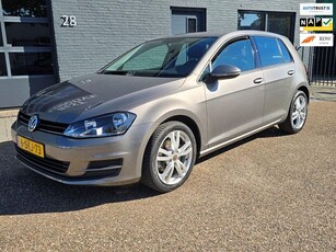 Volkswagen Golf 1.2 TSI Trendline NED AUTO AUTOMAAT BOEKJES