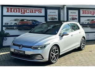 Volkswagen Golf 1.5 eTSI Style 150pk DSG PANO IQ LED