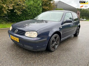 Volkswagen Golf 1.6* Airco* LM Velgen*APK 15-07-2025