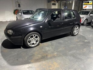 Volkswagen Golf 1.6 Comfortline