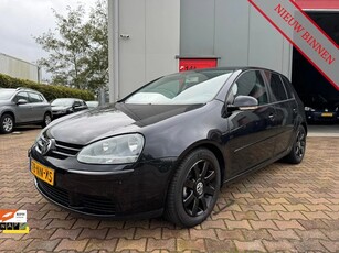 Volkswagen Golf 1.6 FSI Sportline GROTE BEURT / AIRCO /