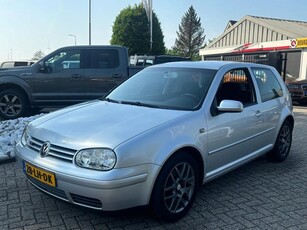 Volkswagen Golf 2.3 V5 Highline 2003 Youngtimer 121.000 KM