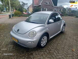 Volkswagen New Beetle 2.0 Highline