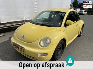 Volkswagen New Beetle 2.0 Highline VASTE PRIJS !