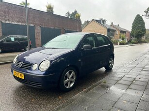 Volkswagen Polo 1.2-12V AIRCO, ELEKT PAKKET,WEINIG KM, MET