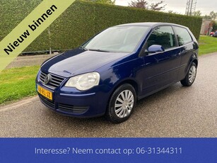 Volkswagen Polo 1.2-12V Optive nette Auto (bj 2005)