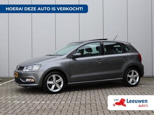 Volkswagen Polo 1.2 TSI Highline Panoramadak Trekhaak